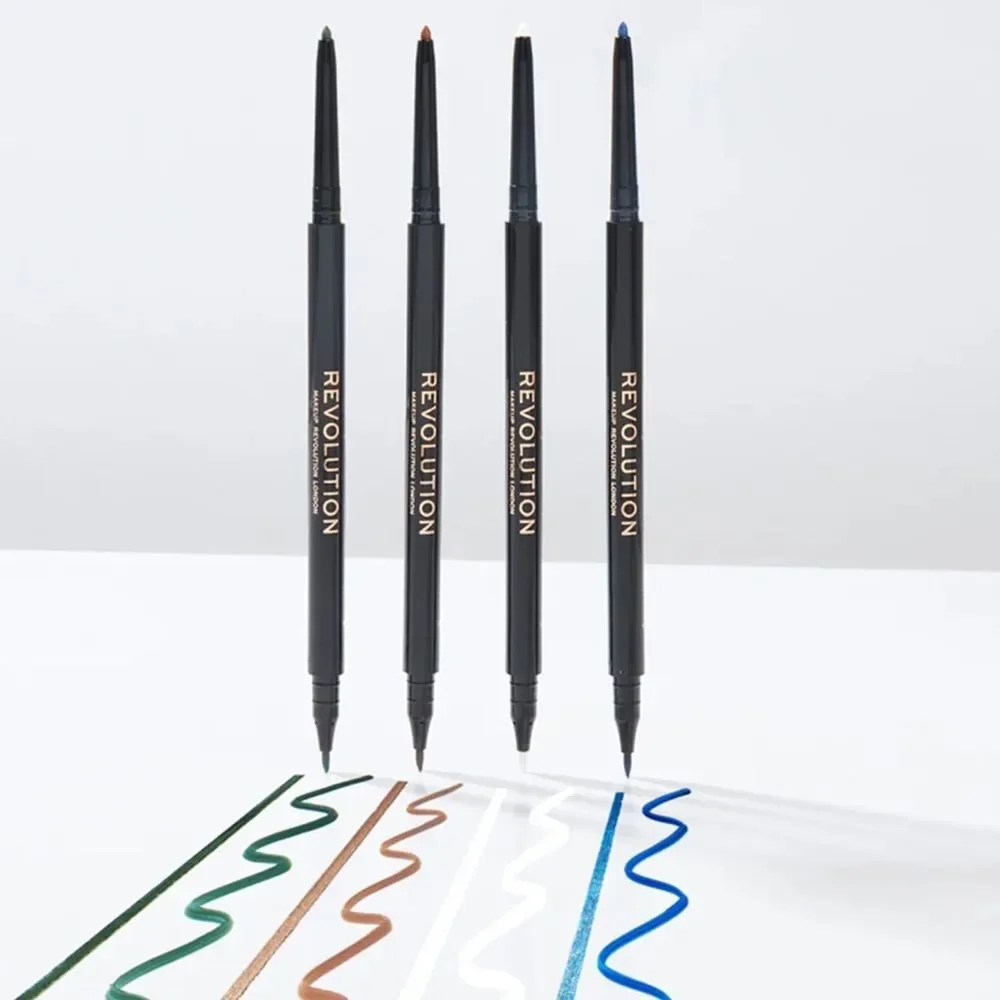 Makeup Revolution color blue